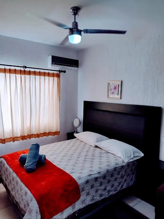 Casa Nueva En Olivos 3, Excelente Ubicacion Villa Playa del Carmen Holiday home